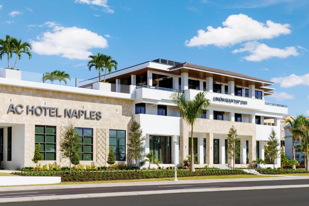 AC Hotel by Marriott Naples 5th Avenue, photo 3