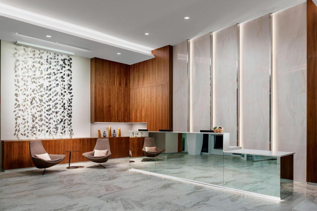 AC Hotel by Marriott San Francisco Airport/Oyster Point Waterfront, photo 3