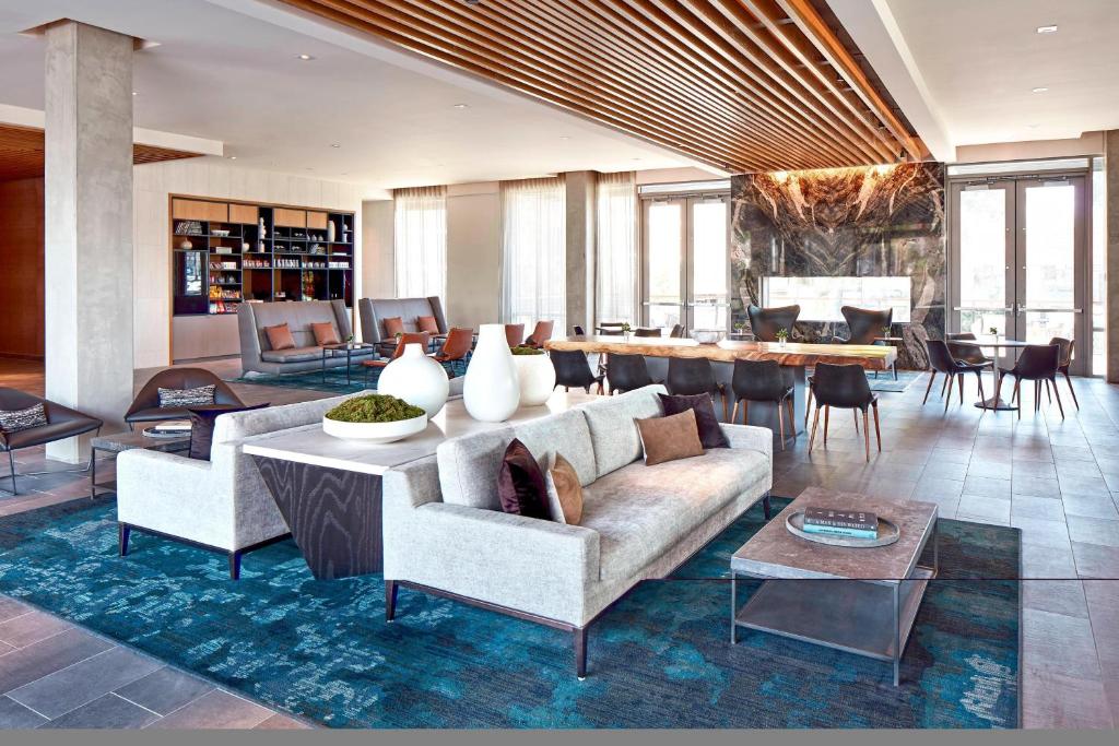AC Hotel by Marriott Sunnyvale Cupertino, photo 1