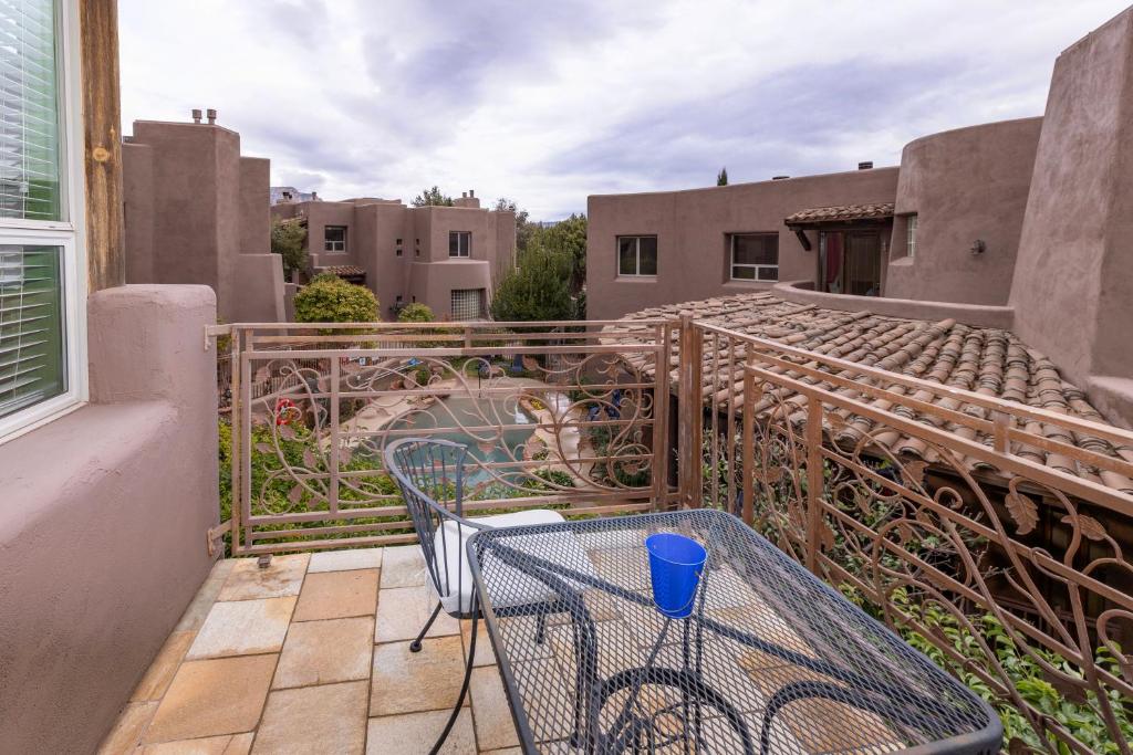 Adobe Grand Villas, photo 4