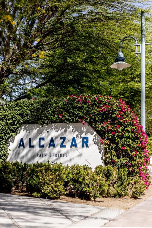 Alcazar Palm Springs, photo 1