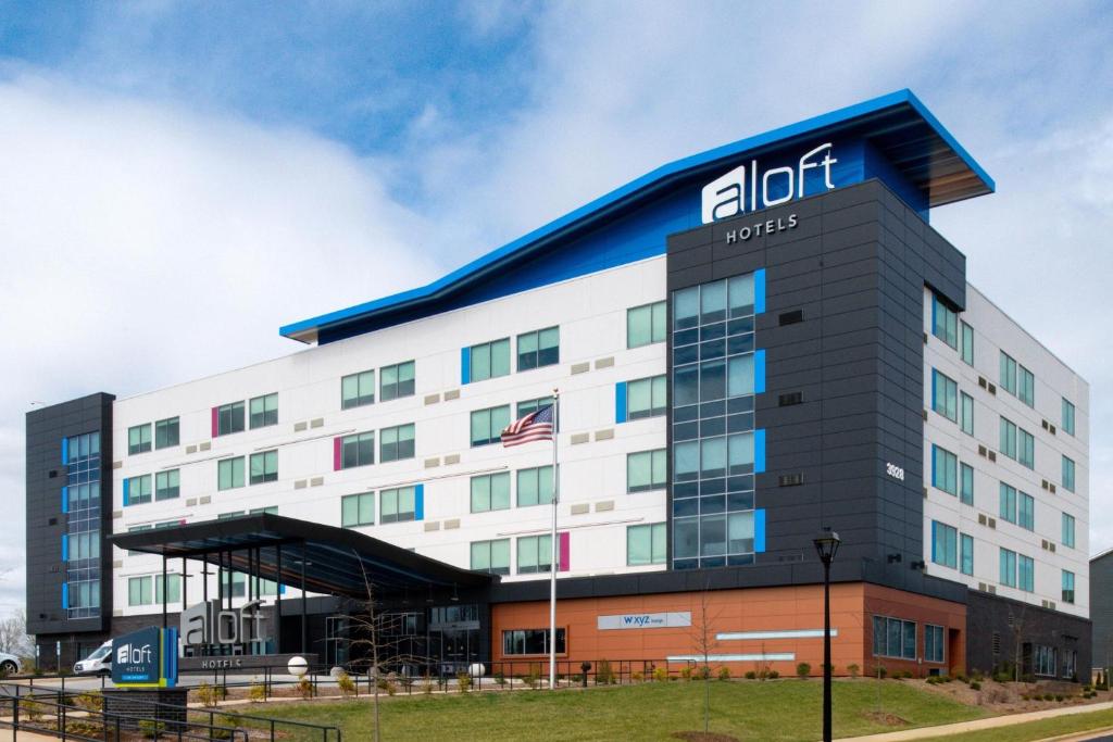 Aloft by Marriott Charlotte Airport, photo 2