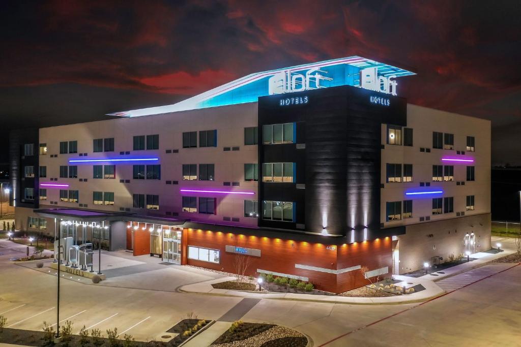 Aloft by Marriott Dallas Arlington South, photo 1