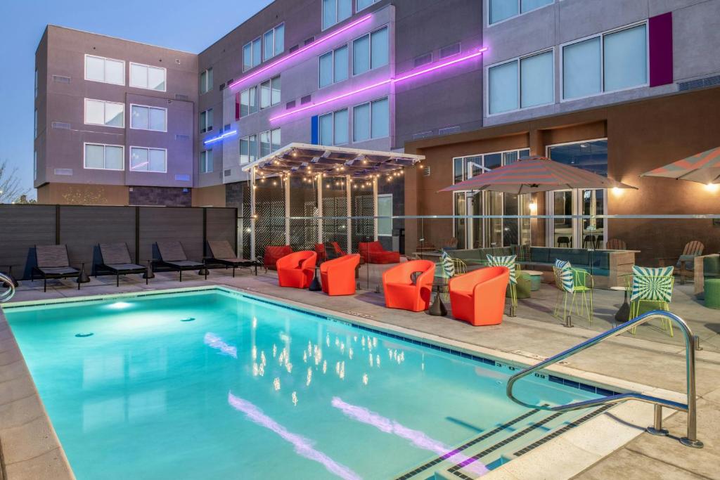 Aloft by Marriott Sacramento Airport Natomas, photo 4