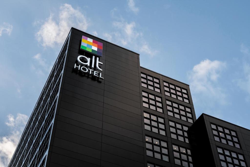 Alt Hotel Calgary East Village, photo 1