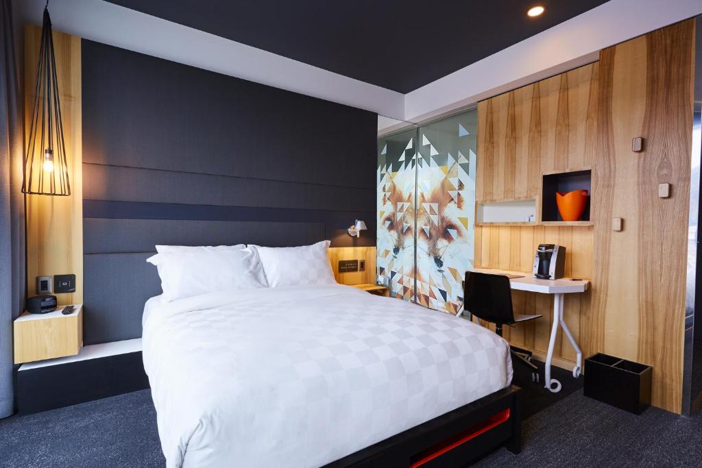 Alt Hotel Calgary East Village, photo 2