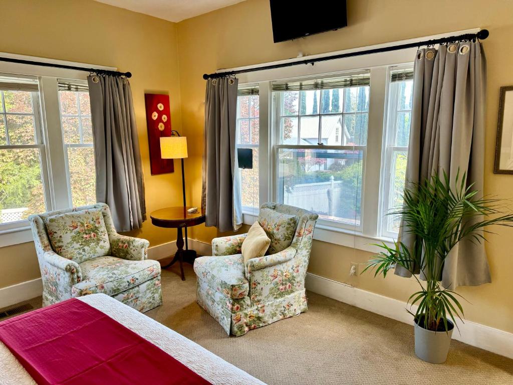 Bayberry Inn B&B and Oregon Wellness Retreat, photo 3