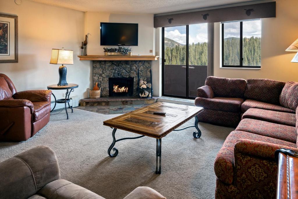 Beaver Run Resort, photo 2