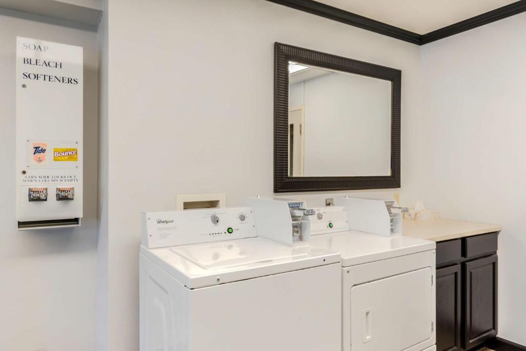 Best Western Kirkwood Inn, photo 3