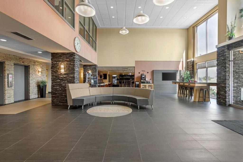Best Western Plus Airport Inn & Suites, photo 4