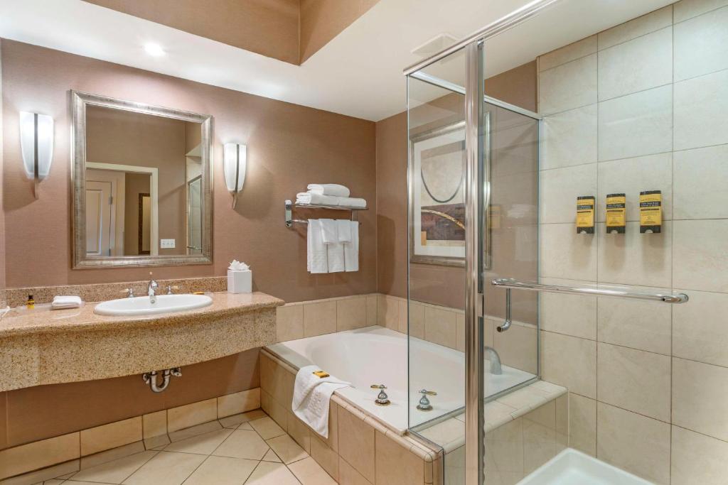 Best Western Plus - Bayside Hotel, photo 3