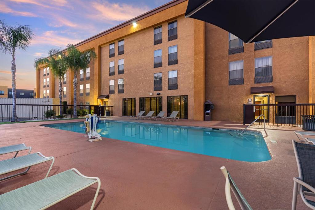 Best Western Plus Fresno Airport Hotel, photo 4