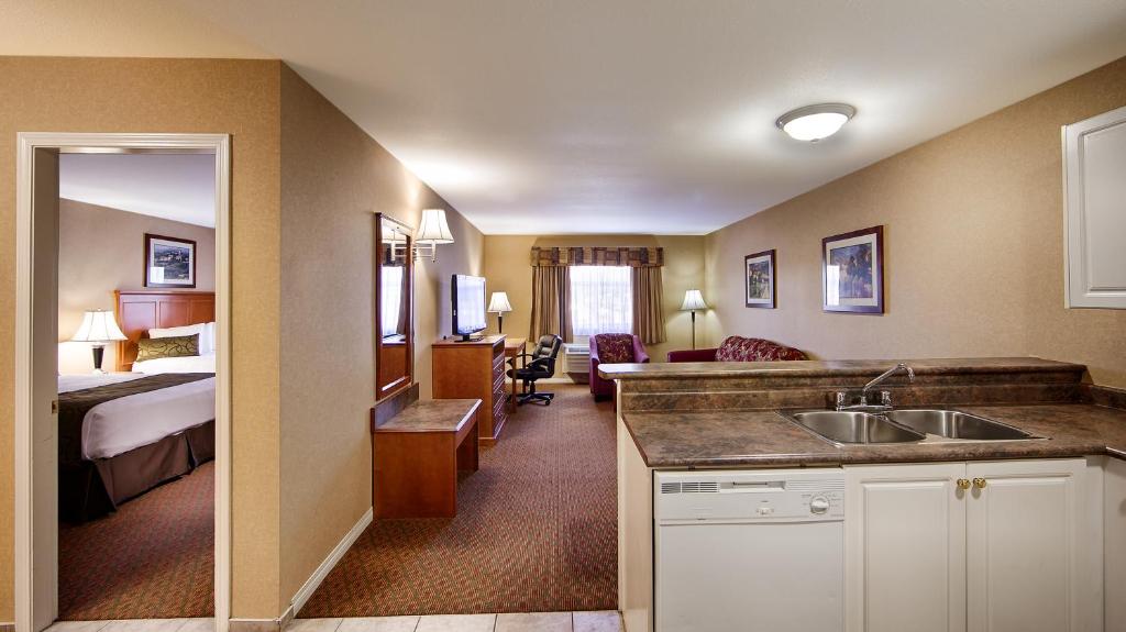 Best Western Plus Osoyoos Hotel & Suites, photo 3