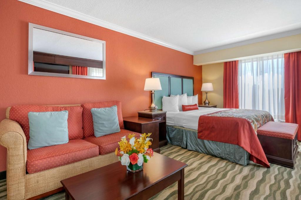 Best Western Plus Palm Beach Gardens Hotel & Suites, photo 2