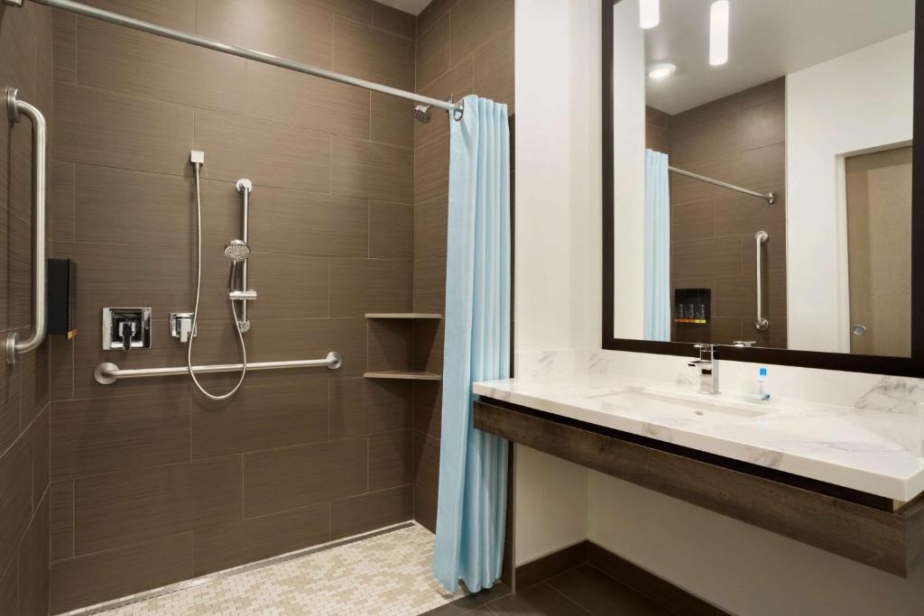 Best Western Plus Peppertree Nampa Civic Center Inn, photo 3