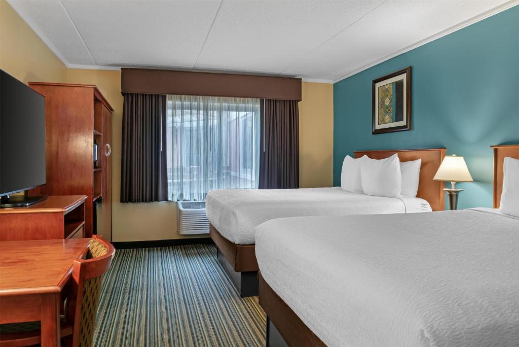 Best Western Plus Traverse City, photo 2