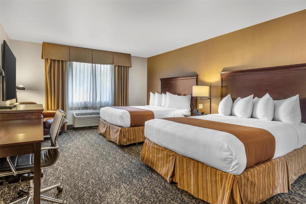 Best Western Plus Truckee-Tahoe Hotel, photo 2