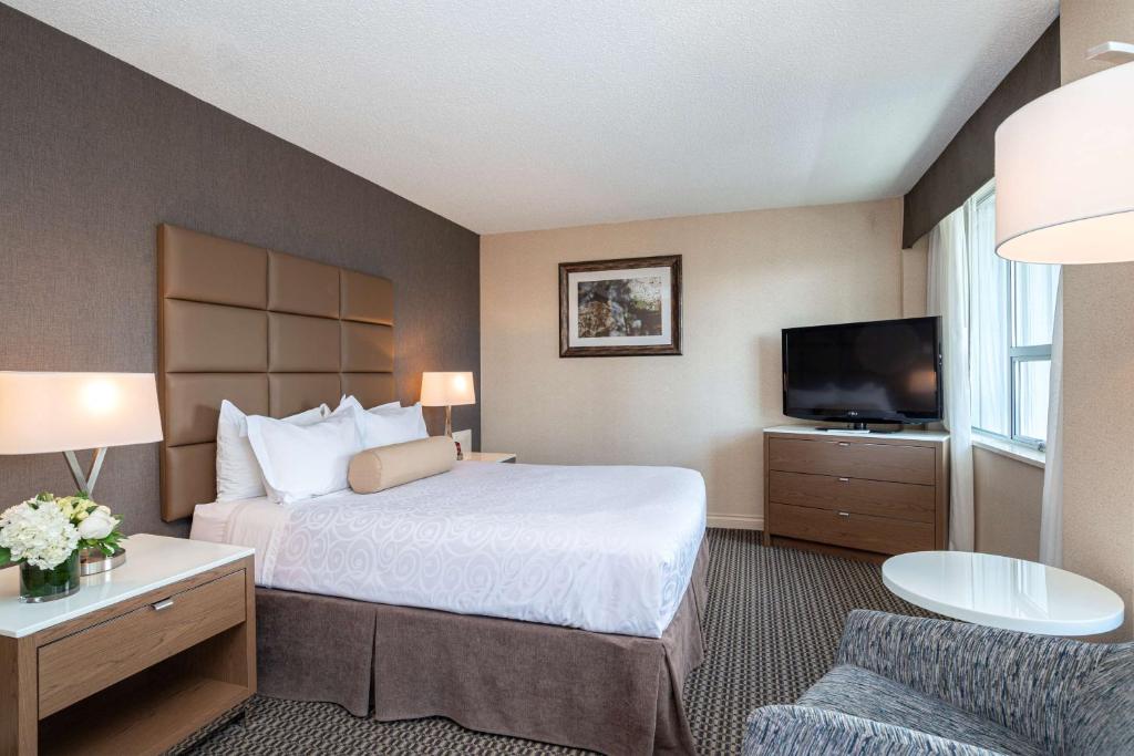 Best Western Premier Chateau Granville Hotel & Suites & Conference Centre, photo 2
