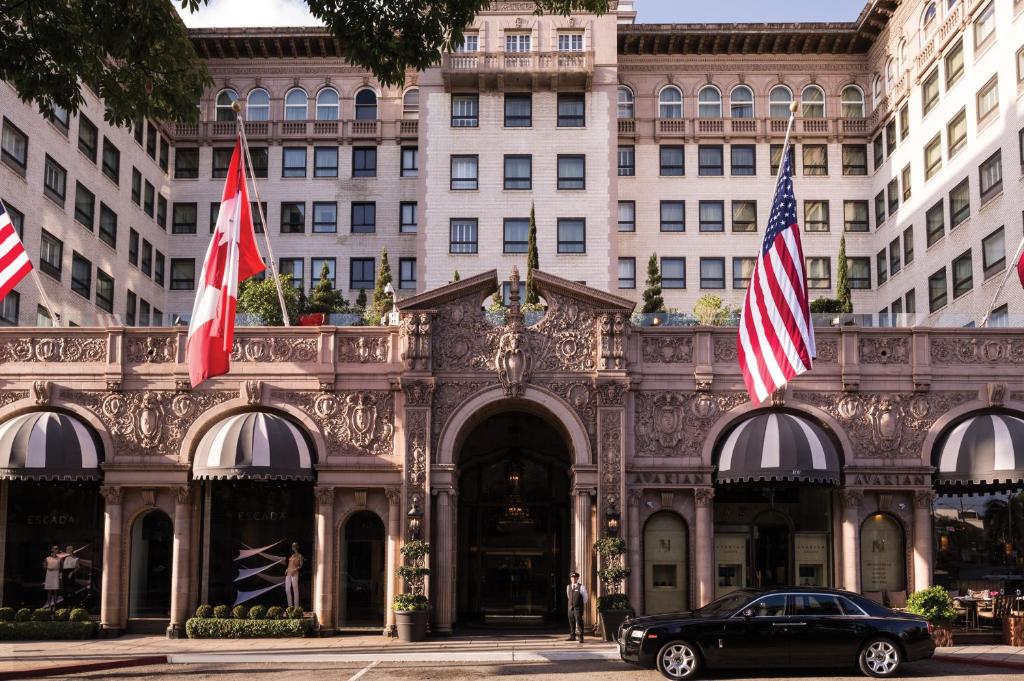 Beverly Wilshire, a Four Seasons Hotel, photo 1
