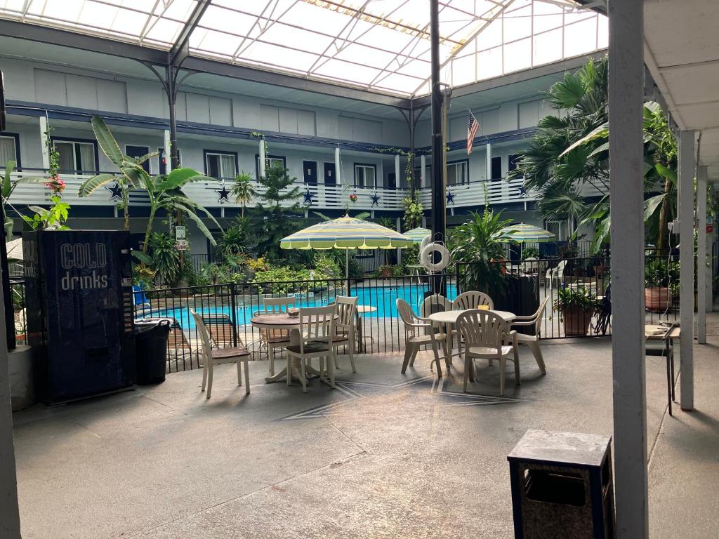 Budget Host Inn, photo 4