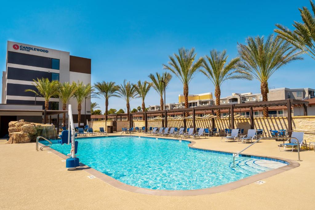 Candlewood Suites Las Vegas - E Tropicana, photo 3