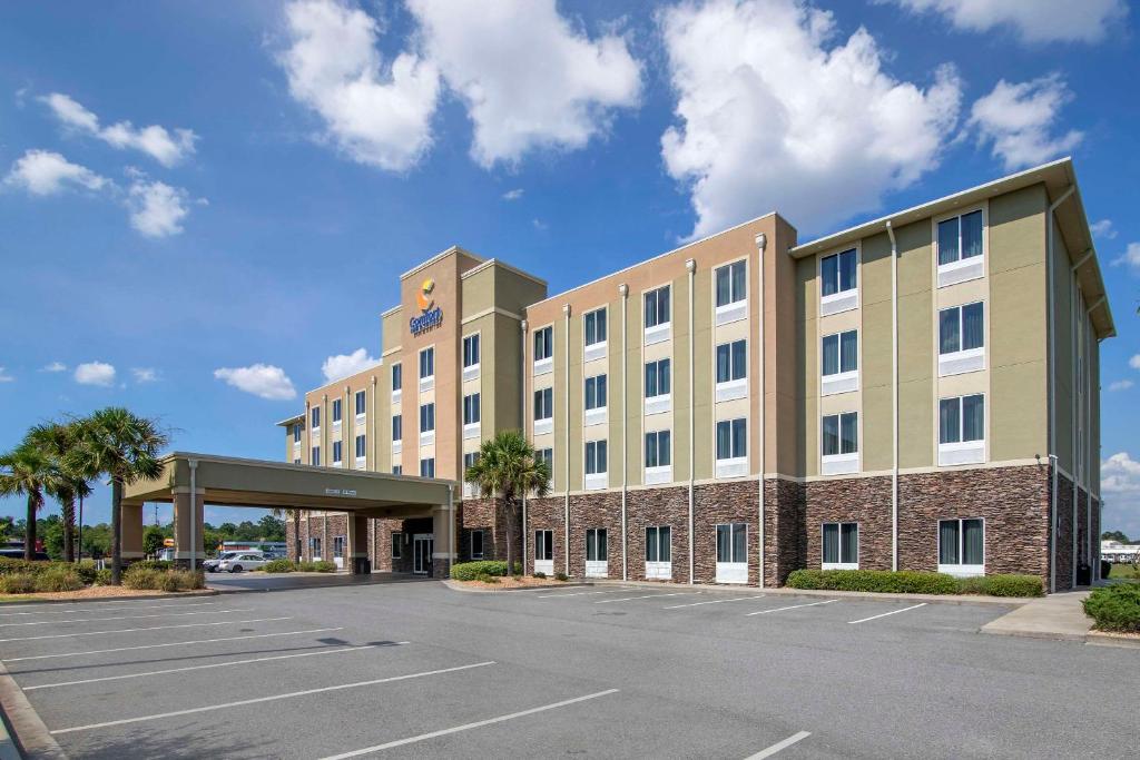 Comfort Inn & Suites Valdosta, photo 2