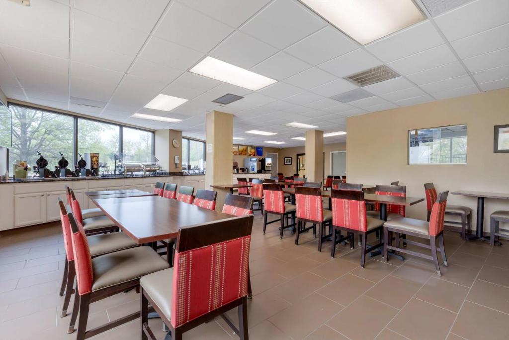 Comfort Inn & Suites, photo 3