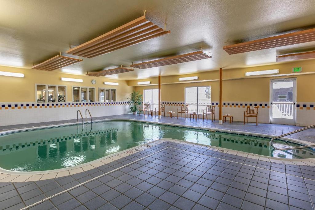 Comfort Inn Fort Collins North - Enertech, photo 4