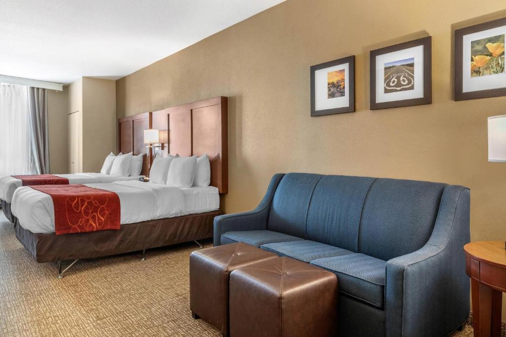 Comfort Suites Barstow near I-15, photo 2