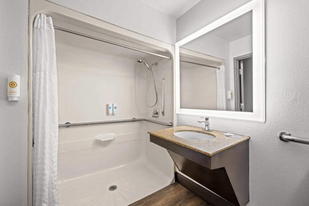 Comfort Suites Columbia at Harbison, photo 3