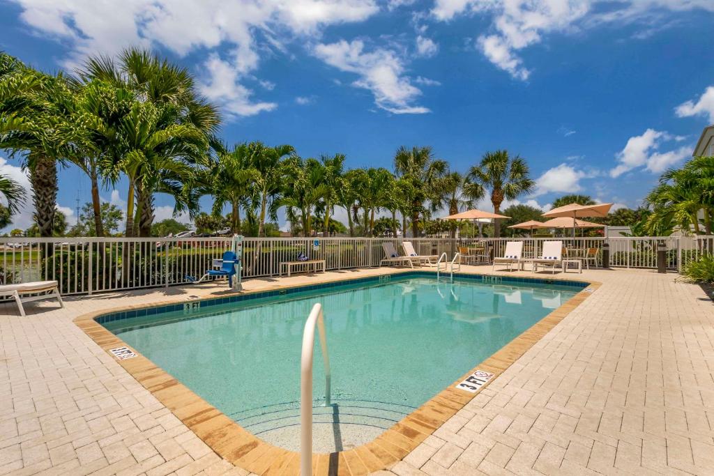 Comfort Suites Sarasota, photo 4