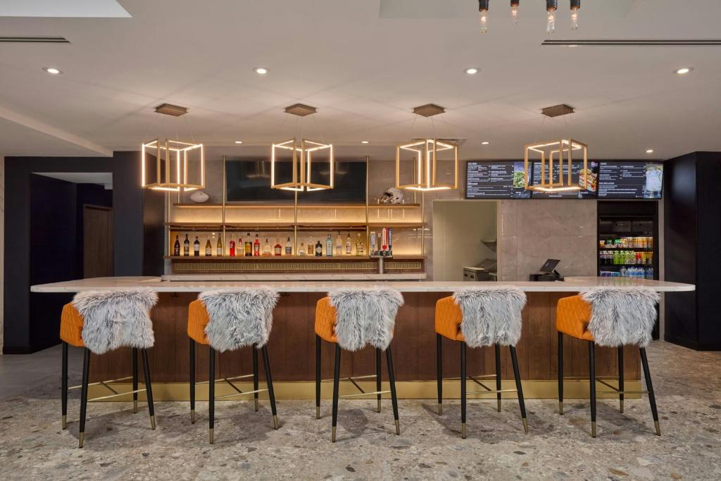 Courtyard by Marriott Denver Downtown West, photo 4