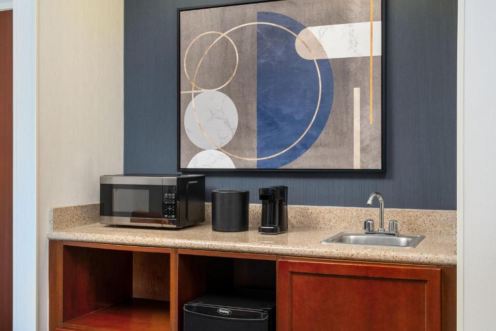 Courtyard by Marriott Kingston, photo 3
