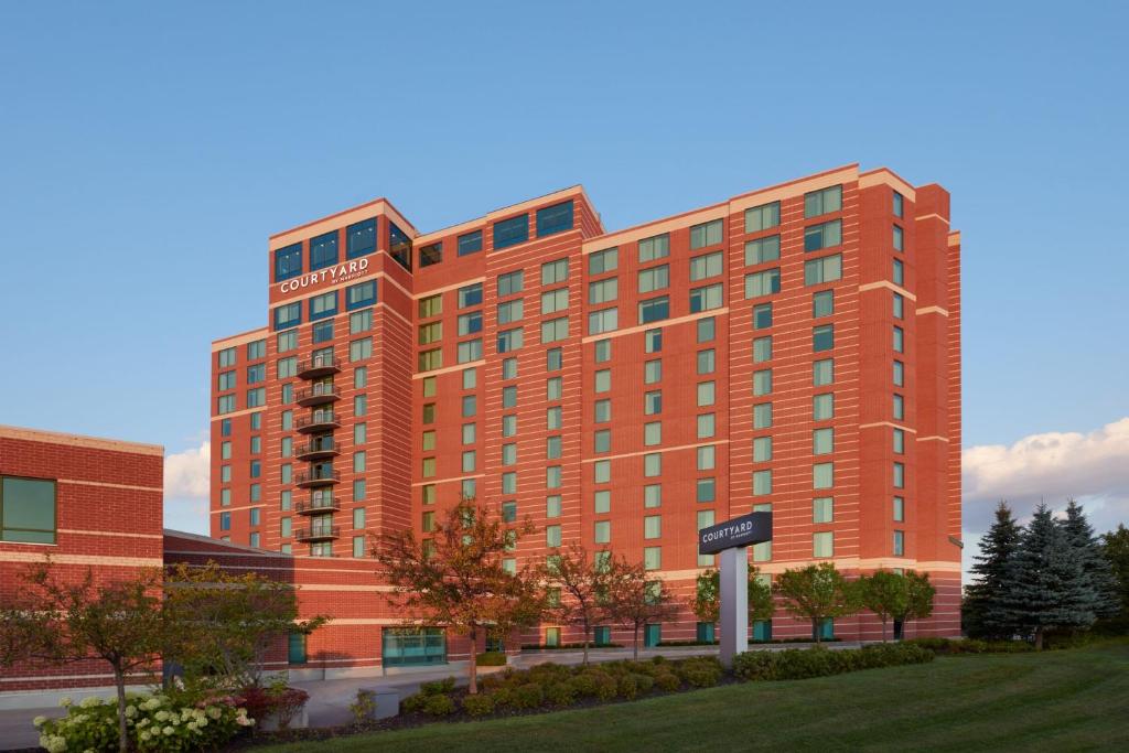 Courtyard by Marriott Ottawa East, photo 1
