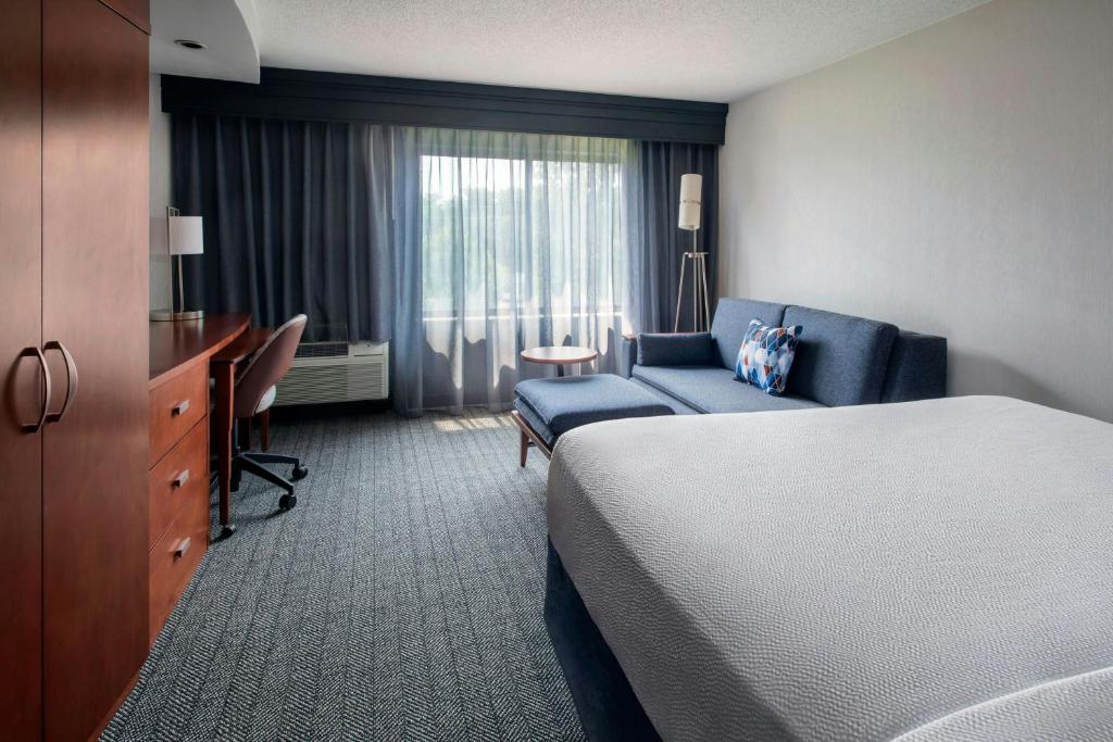 Courtyard by Marriott Paramus, photo 2