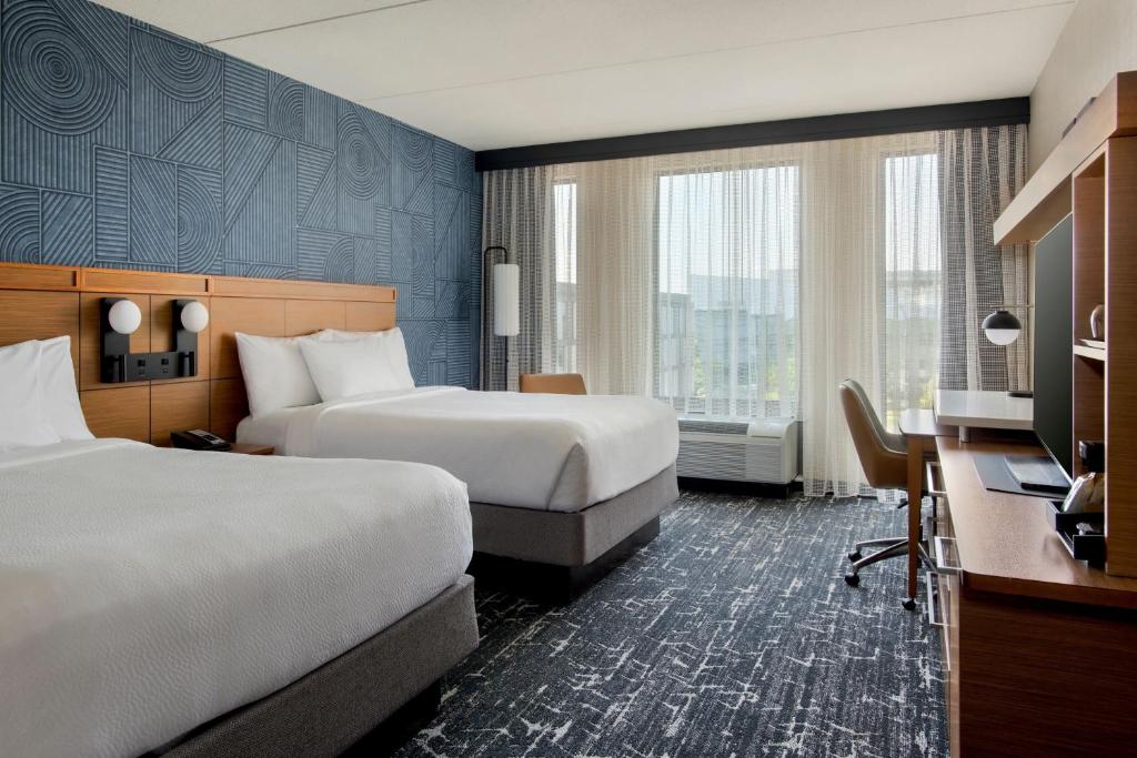 Courtyard by Marriott Philadelphia South at The Navy Yard, photo 2