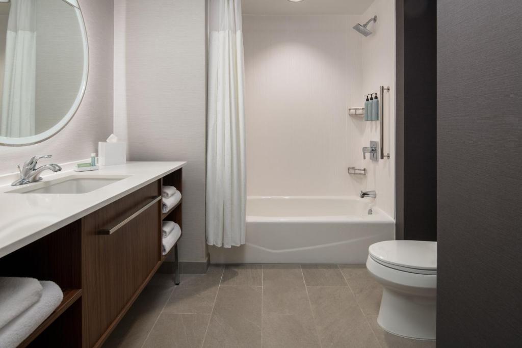Courtyard by Marriott Santa Cruz, photo 3