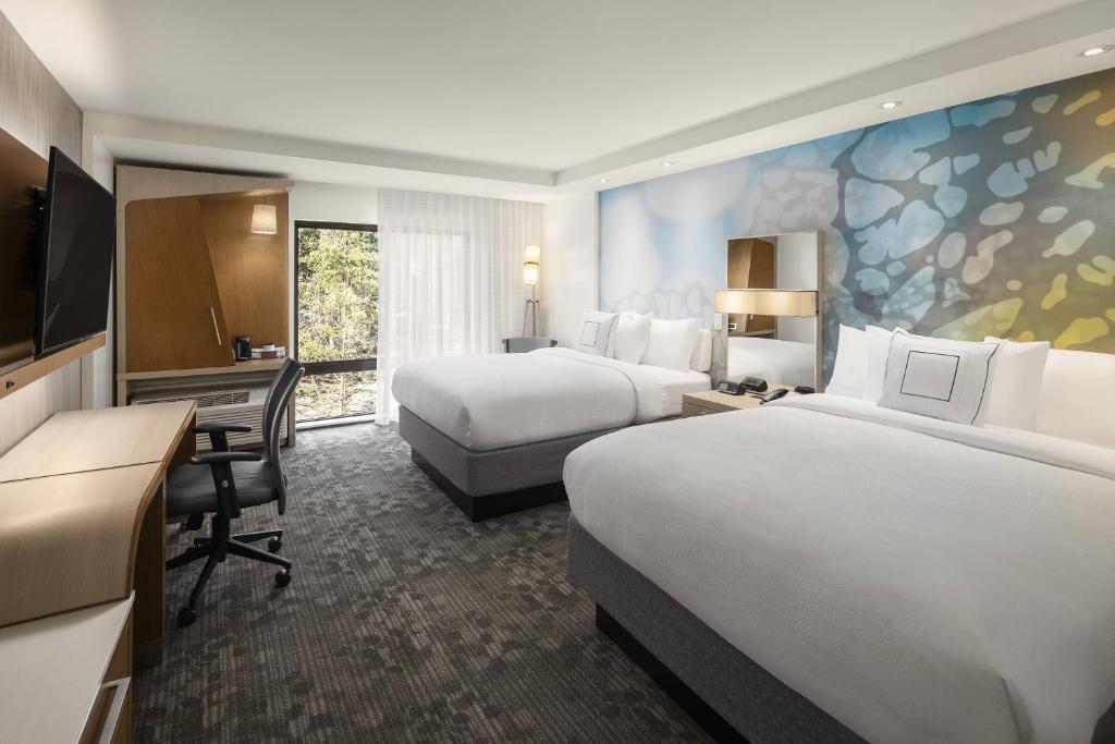 Courtyard by Marriott Seattle Northgate, photo 2