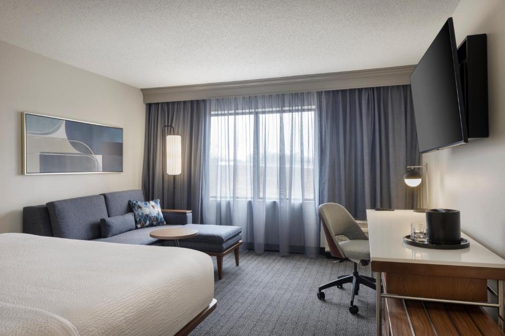 Courtyard by Marriott Springfield Airport, photo 4