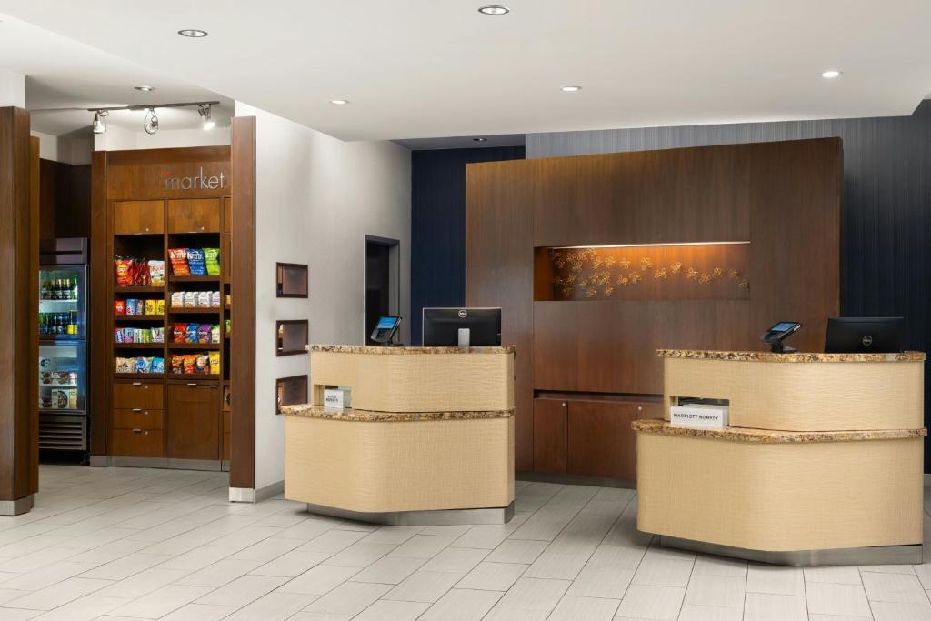 Courtyard by Marriott Sunnyvale, photo 3