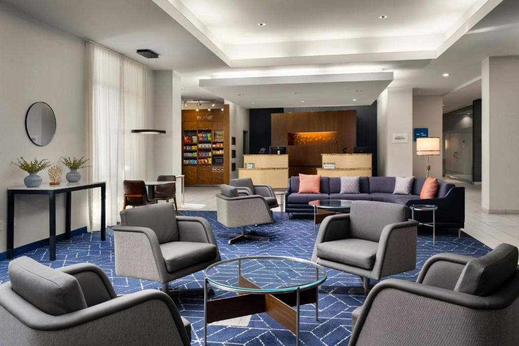 Courtyard by Marriott Sunnyvale, photo 4