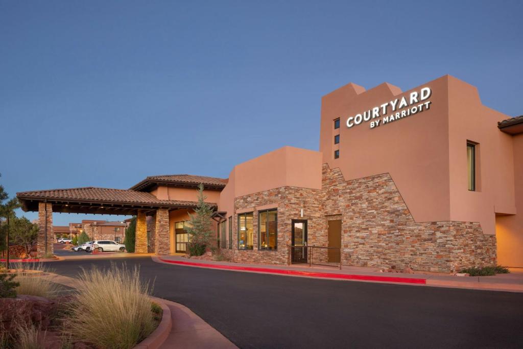 Courtyard Sedona, photo 2