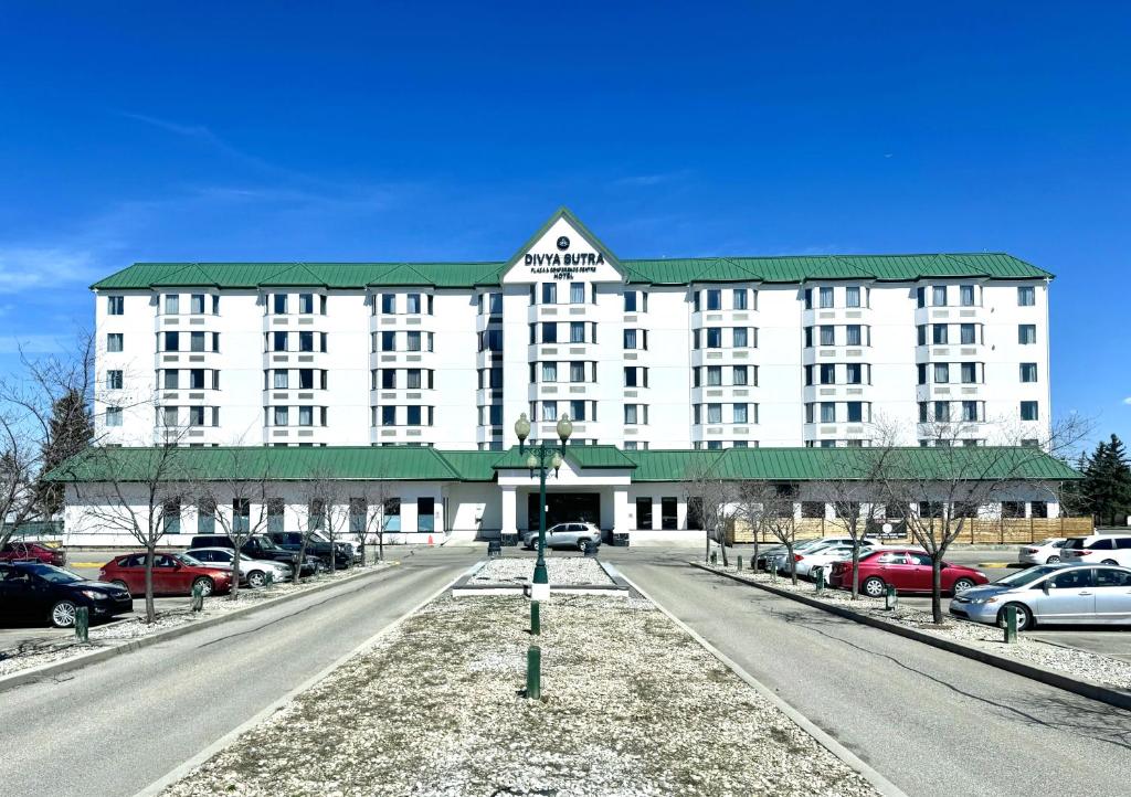 Divya Sutra Plaza and Conference Centre Calgary Airport, photo 1