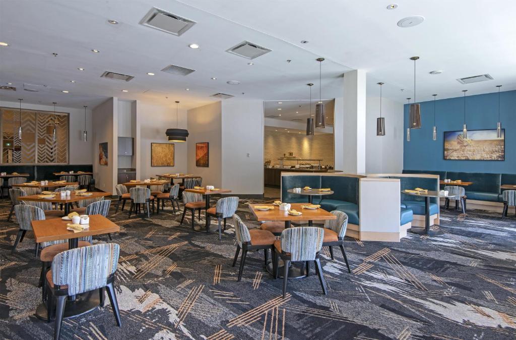 DoubleTree by Hilton Hotel & Conference Centre Regina, photo 4