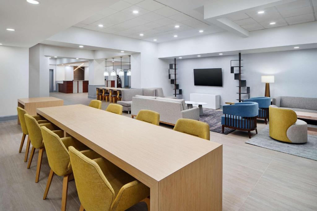 DoubleTree by Hilton Hotel Rocky Mount, photo 2