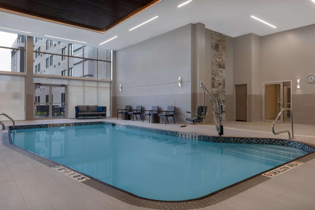 DoubleTree by Hilton Kingston - Newly Renovated, photo 3