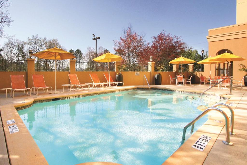 Doubletree Suites by Hilton at The Battery Atlanta, photo 2