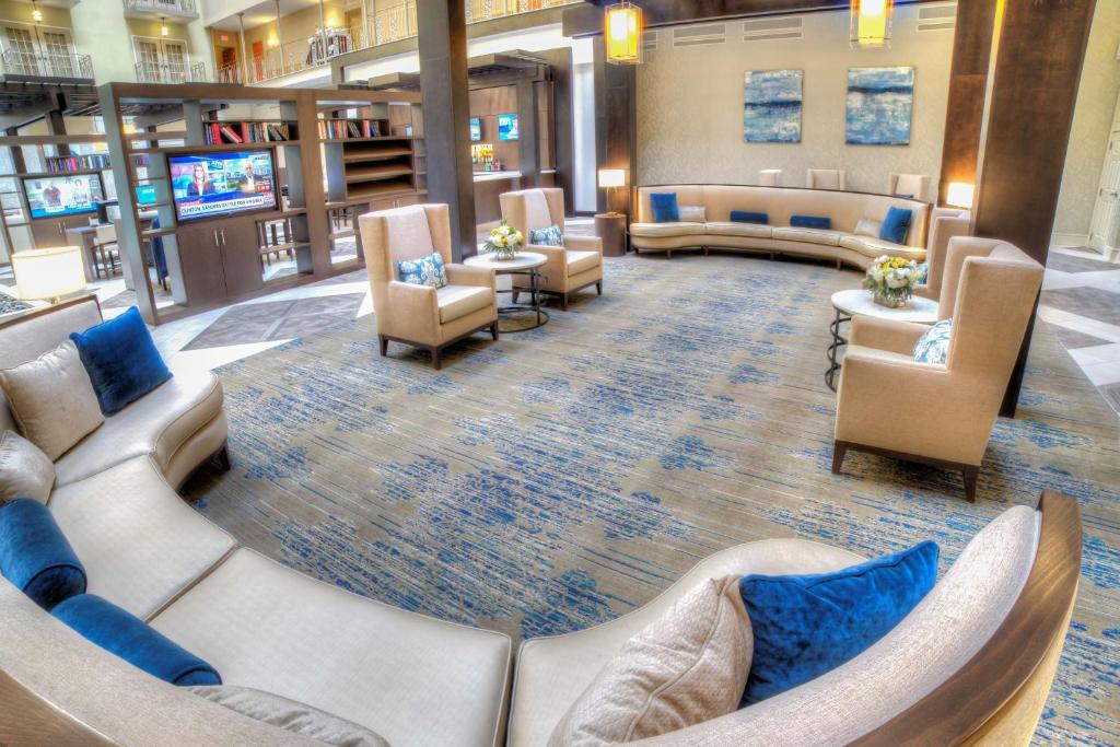 Doubletree Suites by Hilton at The Battery Atlanta, photo 4