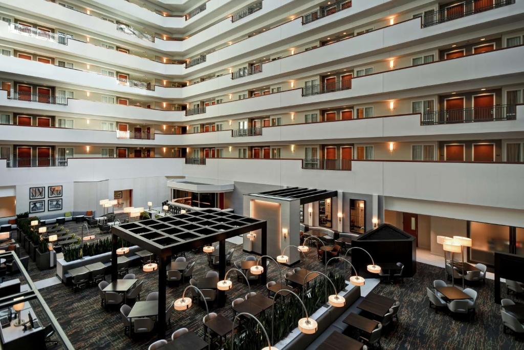 Embassy Suites by Hilton Little Rock, photo 3