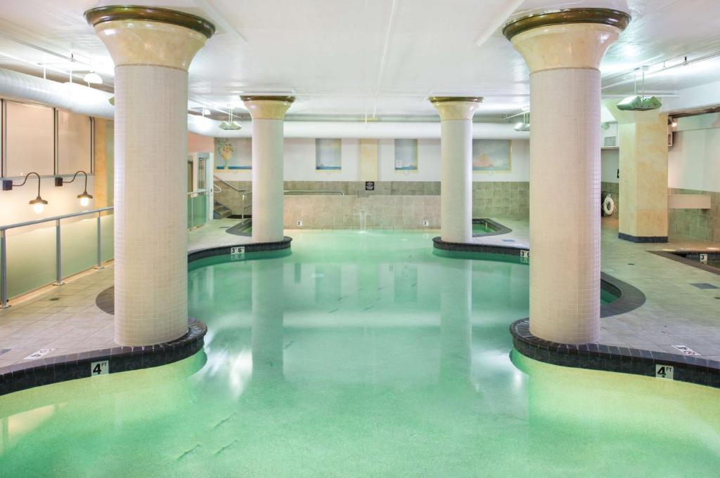 Embassy Suites by Hilton Portland Downtown, photo 4